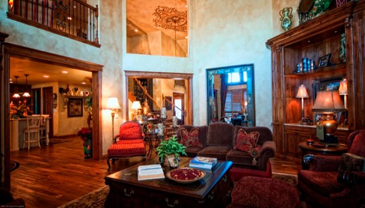 Wallis12, interior design by Carla's A Classic Design